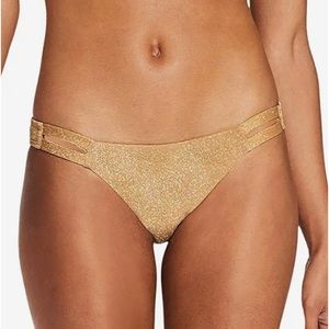 Vitamin A Neutra Hipster